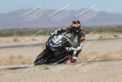 media/Oct-02-2025-Racers Edge (Thu) [[2c91cb6ab3]]/3-B Group/Session 1-Turn 9 Inside (1020am)/